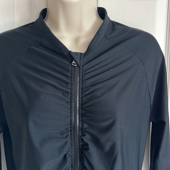 Athleta long sleeves top - Picture 2 of 7